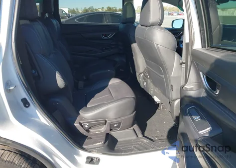 2023 Subaru Ascent Limited 7-Passenger z USA, uszkodzony, nr VIN 4S4WMAUD4P3429499